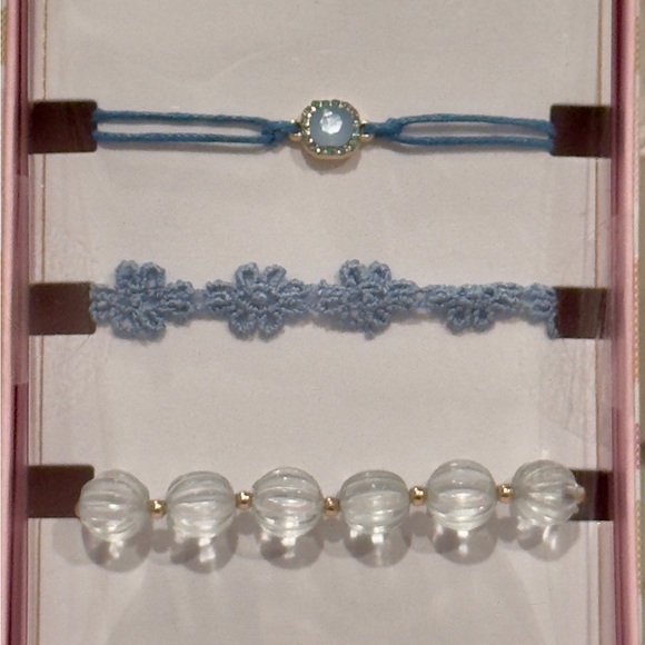 Isaac Mizrahi Set of 3 Stylish Bracelet in Box - Picture 3 of 3